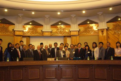 会議終了後の記念撮影