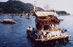 海の祇園祭「伊根祭」