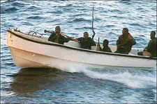 快速ボートのソマリア海賊