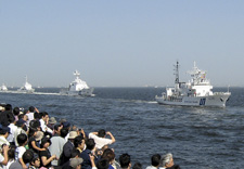 海上保安庁観閲式(写真:丸山 直)