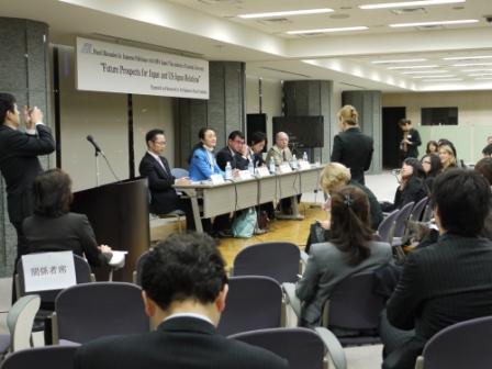 コロンビア大学院生と日本の政治家との懇談会