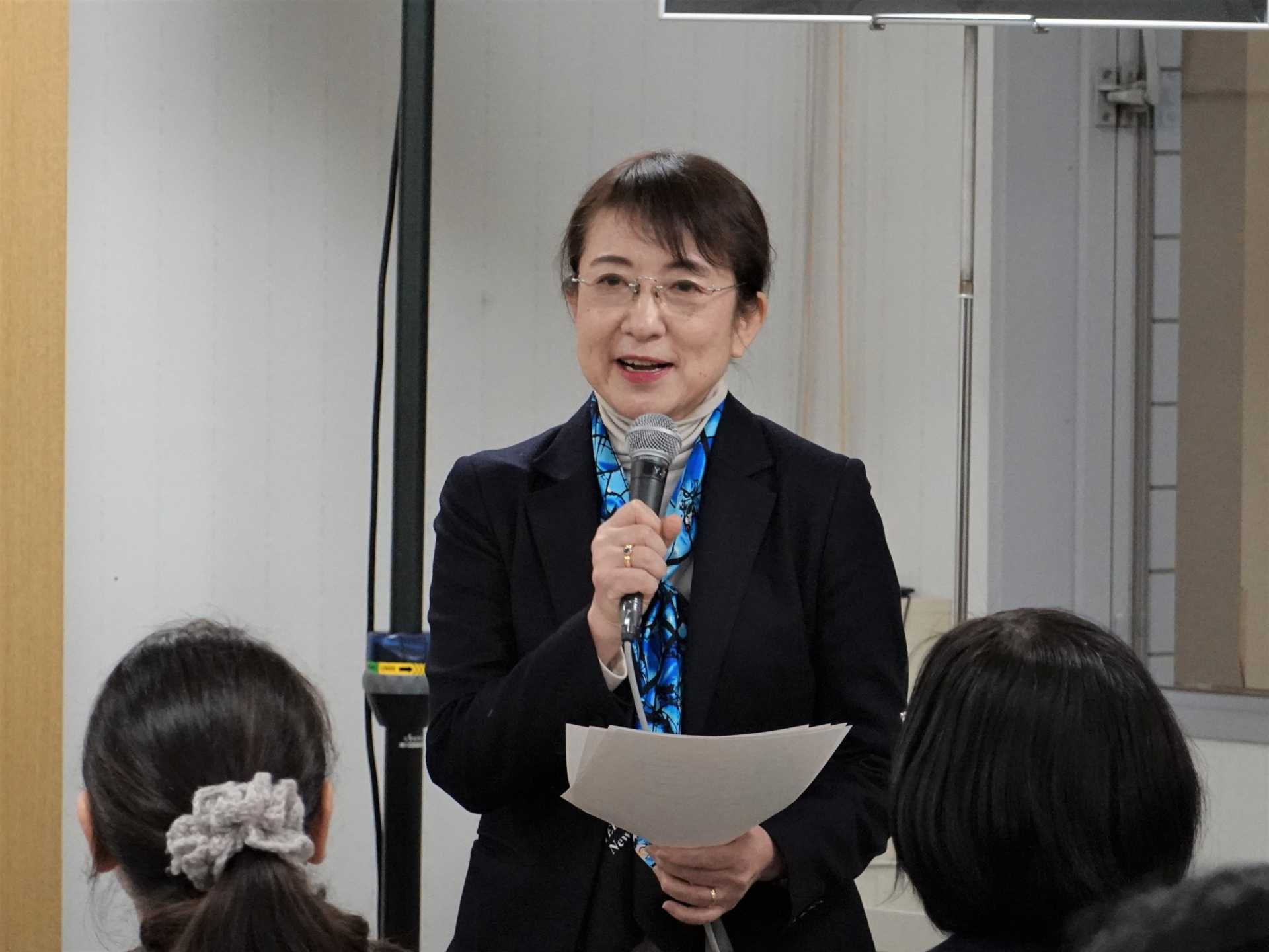 Ms. Atsuko Miwa (Director, Hurights Osaka)