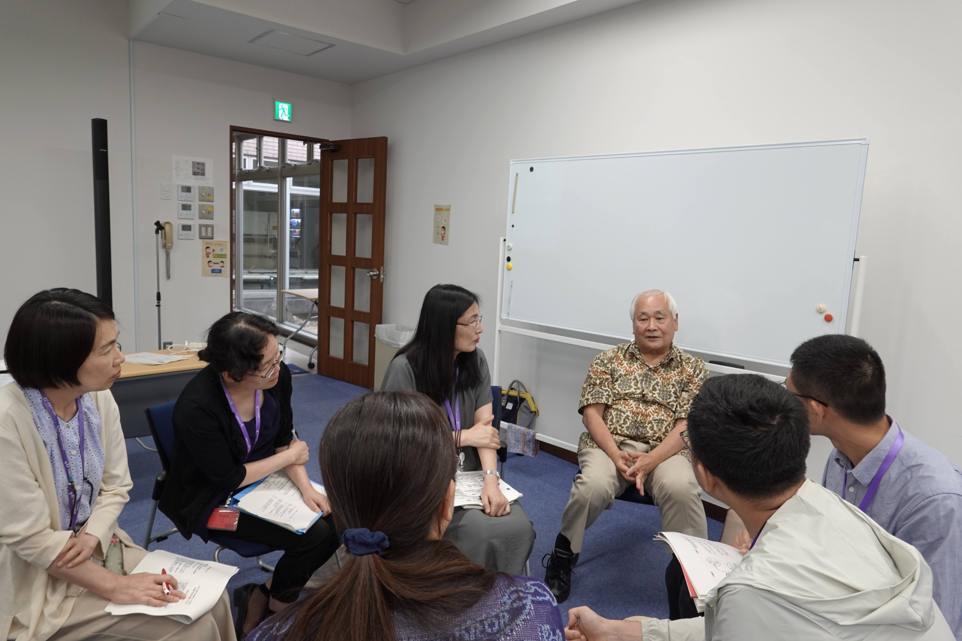 Mr. Kakuwa in one of the group discussions