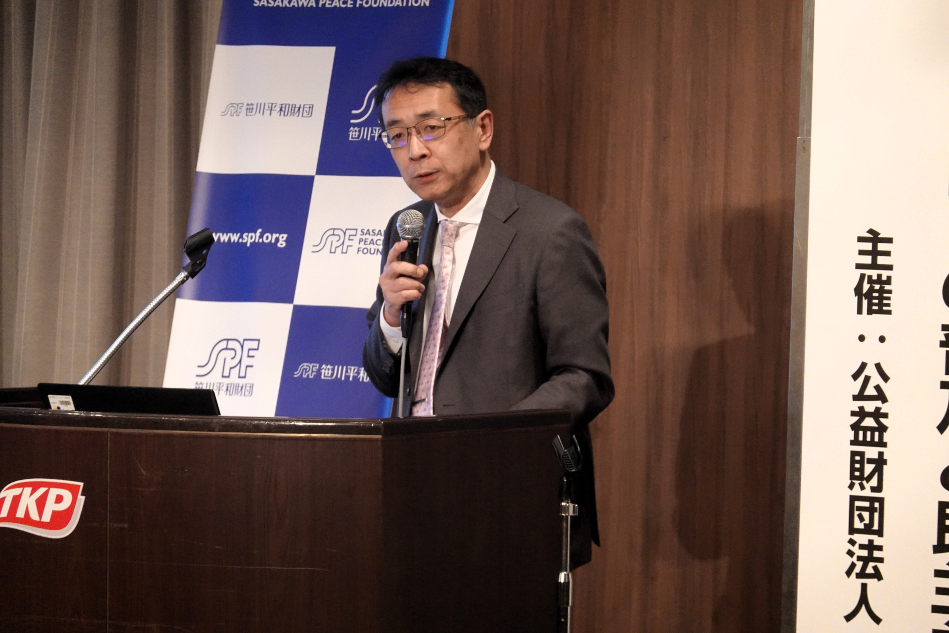 Professor Fumio Nagai from the Graduate School of Law and Political Science at Osaka Metropolitan University discussed the growing influence of social media on Thai politics.