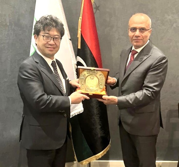 From left: SPF President Atsushi Sunami and H.E. Mr. Abdullah Allafi, Vice President of the Libyan Presidential Council