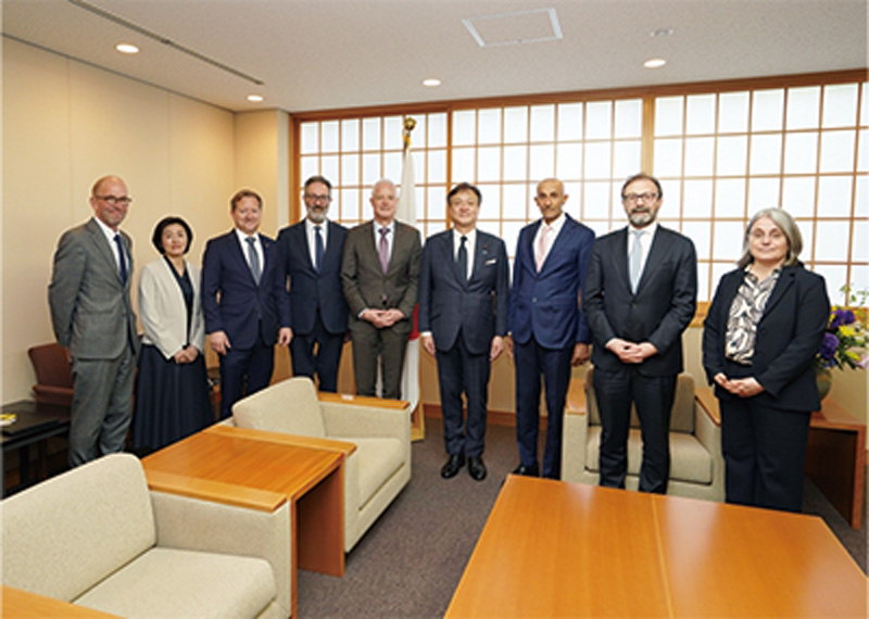 Courtesy call on State Minister for Foreign Affairs Mr. Horii