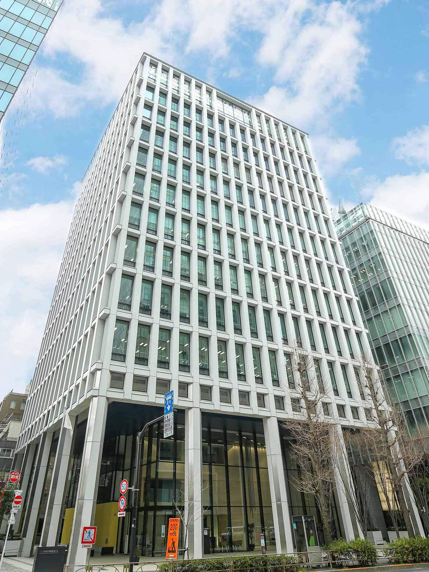 笹川平和財団ビル外観
