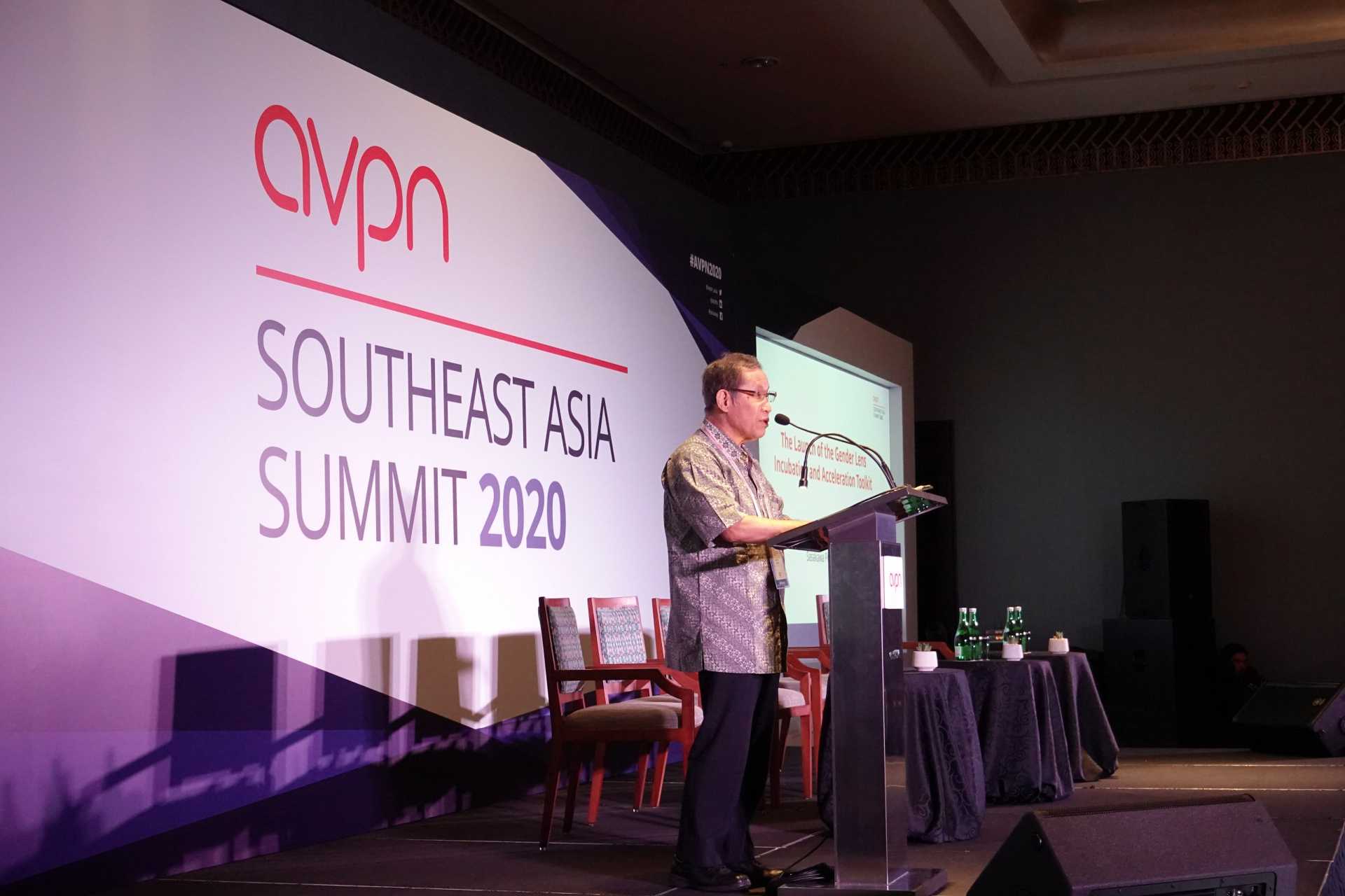 「AVPN東南アジアサミット」でGLIAツールキットを公表する当財団の大野修一理事長