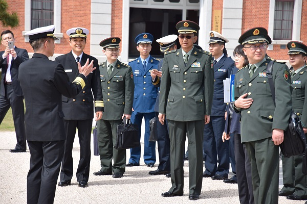 歴史から教訓学び、平和と友好を」 日中佐官級交流が再開 人民解放軍