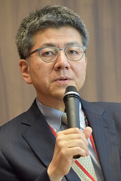 高原明生氏