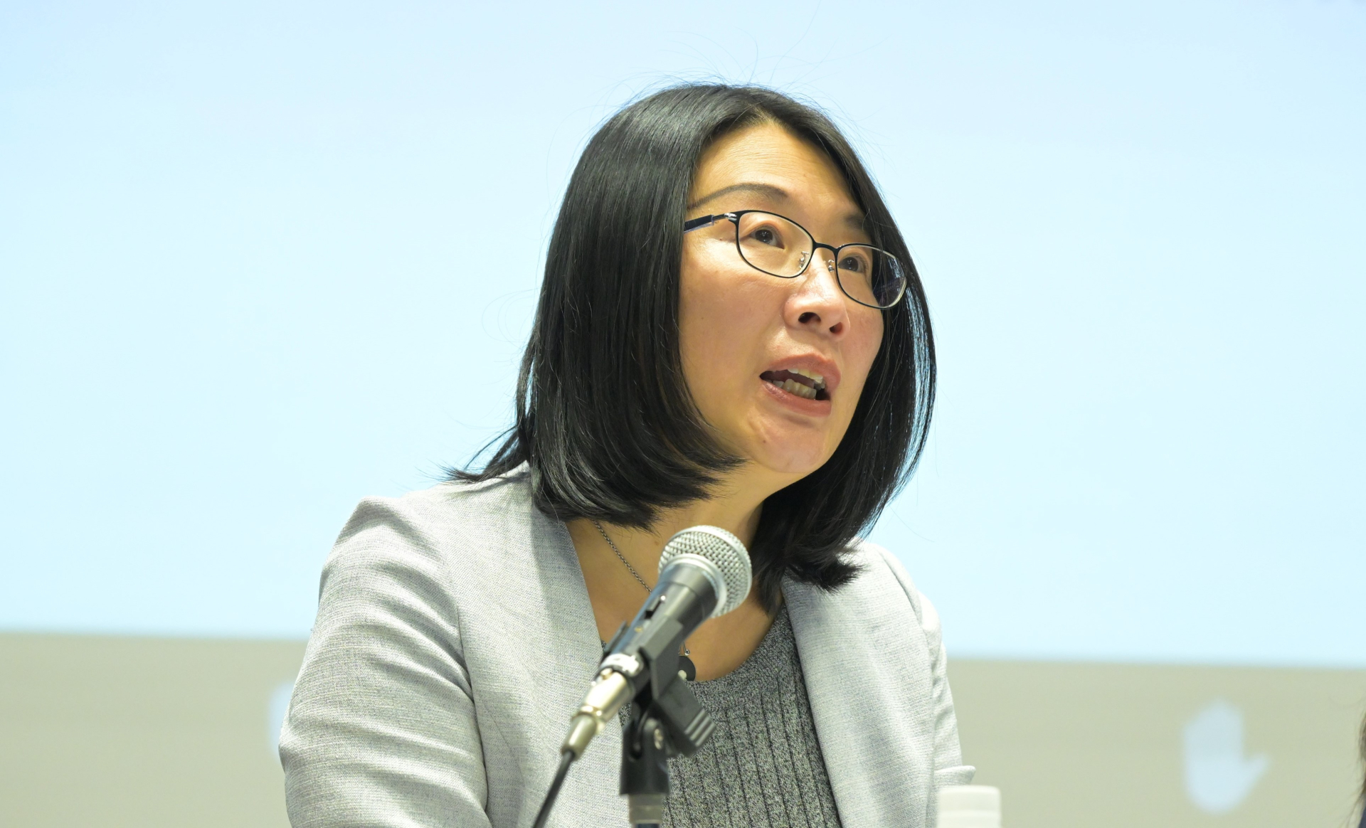 荒川東洋大学教授