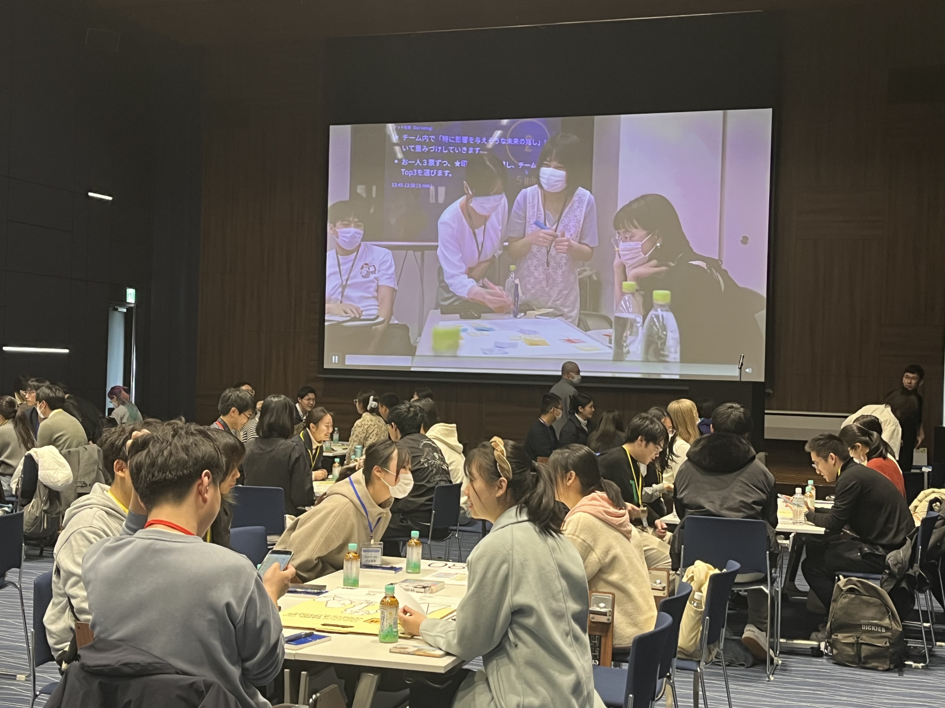 パ-トナ-シップでつくる環境調和型ライフスタイル 市民活動団体、企業、行政における活動事例５０  /国立印刷局/経済企画庁国民生活局（単行本） トップランナーたちの「女性活躍」 ～意識を改革する10の