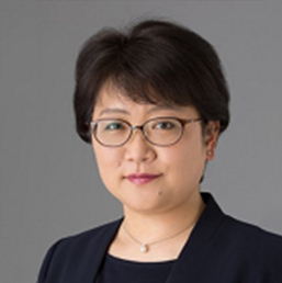 岩間 陽子 氏