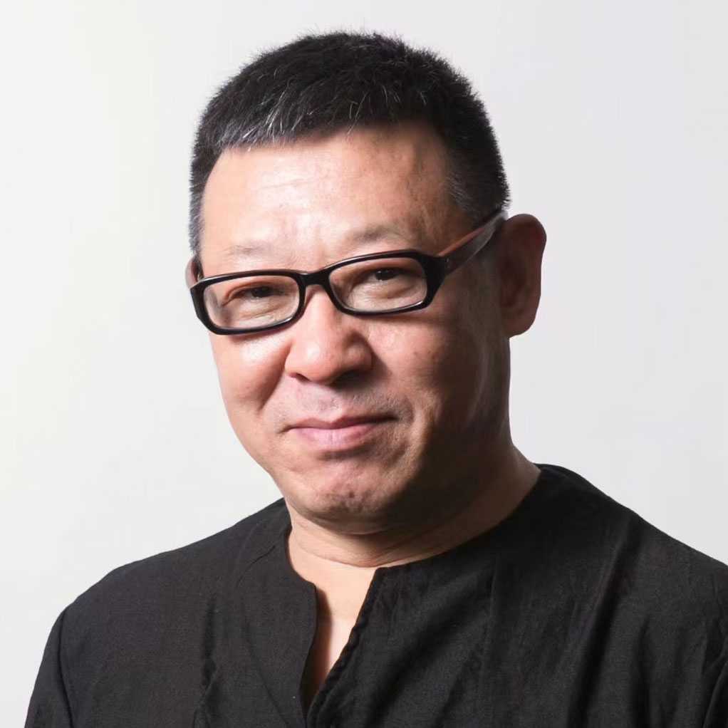封 新城（FENG, XINCHENG）