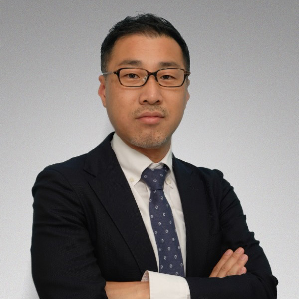 高見 亮介