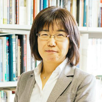 錦田 愛子 氏