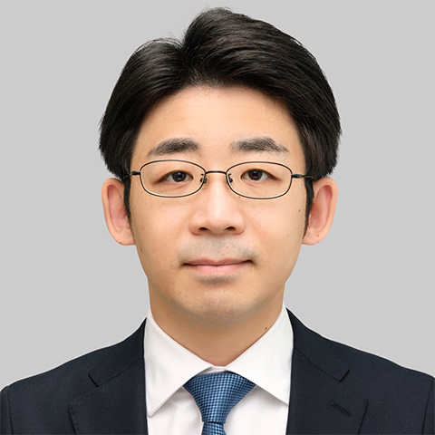 鈴木 啓之 氏