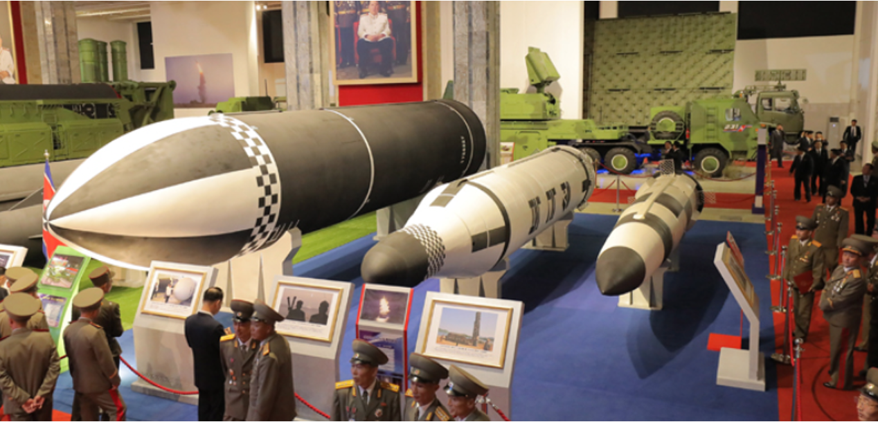 The SLBMs on display at Self-Defense 2021. The type on the right is believed to have been test fired from a submarine in October.