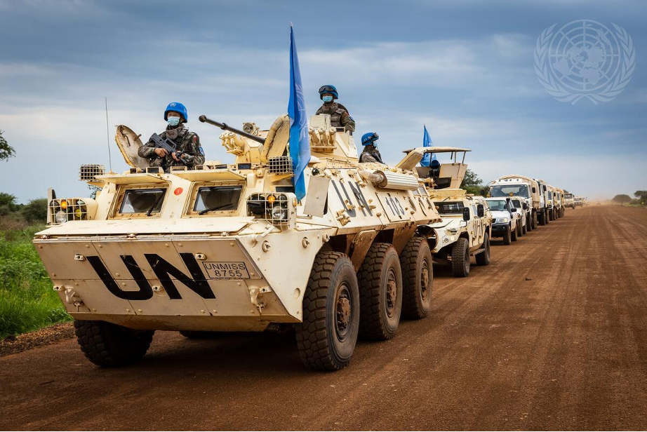 南スーダンの村でパトロールを行う中国の国連南スーダン共和国ミッション（UNMISS）部隊（2021年） UN Photo/Gregorio Cunha