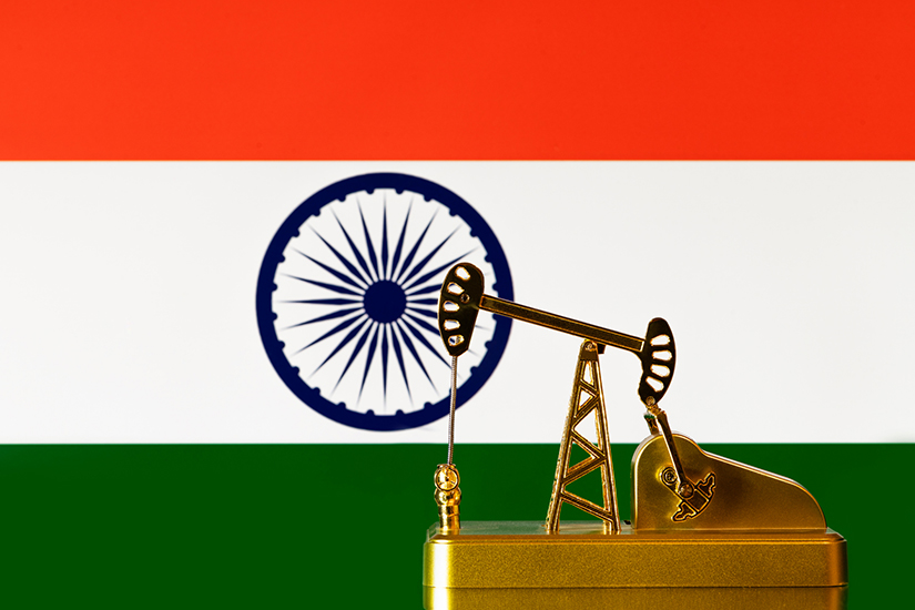 米国とロシアの間で揺れるインドの石油政策