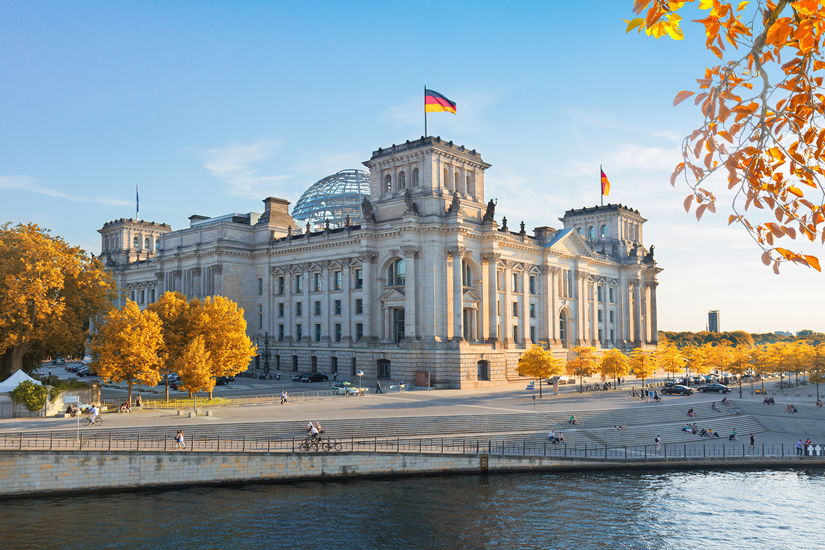 メルツ政権誕生から1年<br>――「強いドイツ」は復活したのか