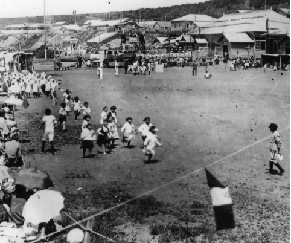 An elementary school athletic meet in Shanamura Village on Etorofu (Iturup) Island