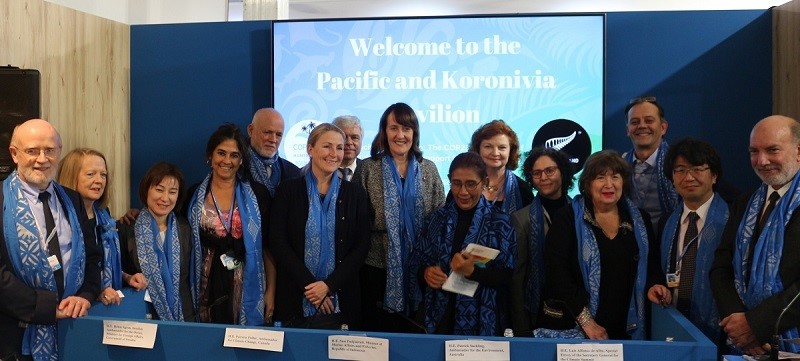 Speakers and other high-level participants from the closing session, including H.E. Susi Pudjiastuti, Minister of Marine Affairs and Fisheries, Indonesia (7th from right), Mr. Peter Thomson, UN Secret