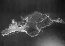 写真1 姫島 (撮影=2006.9.20)