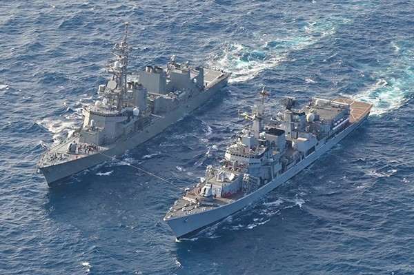 海上自衛隊令和5年度インド太平洋方面派遣（日印共同訓練（JIMEX2023））の様子（出典：海上自衛隊ウェブサイト）