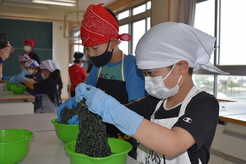 青森市奥内地区の海を理解し、豊かな海を体験し、海の環境を知ろう